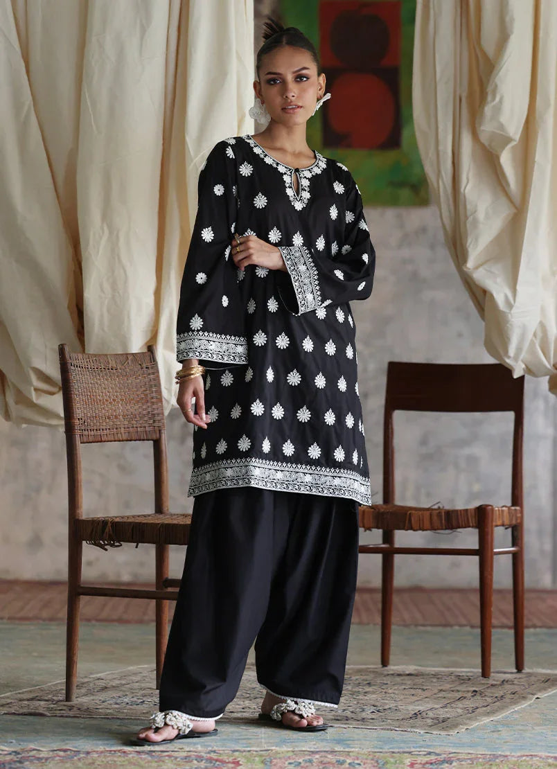 Raaz Black Chikankari Co-Ord Set – 2PC Cotton Stitched Suit