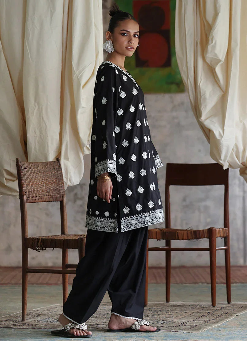 Raaz Black Chikankari Co-Ord Set – 2PC Cotton Stitched Suit