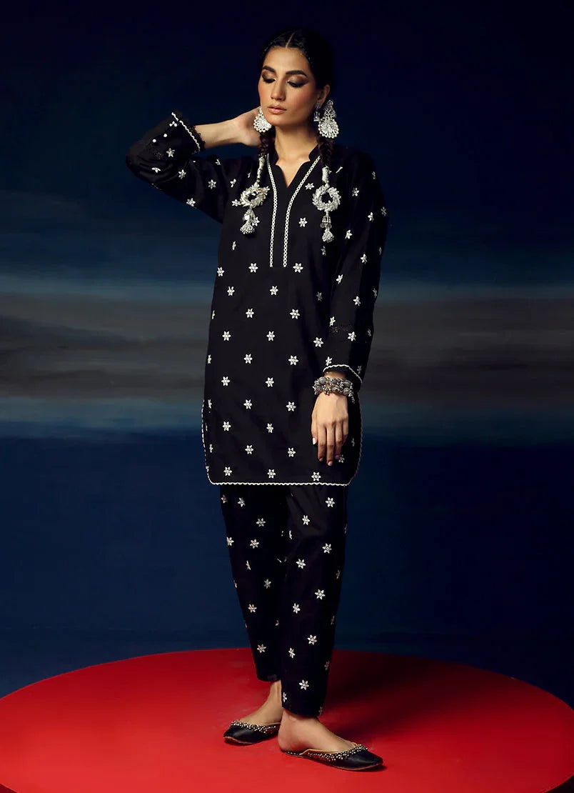 Raaz Black Embroidered Dress in Black – Stitched 2PC Suit