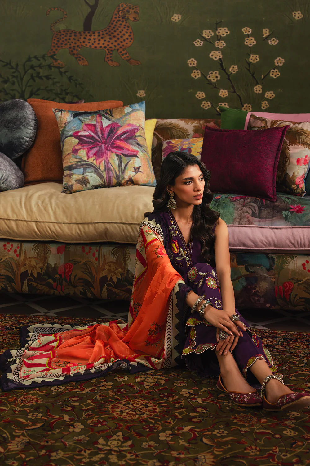 Raaz Ethnc Embroidered Suit