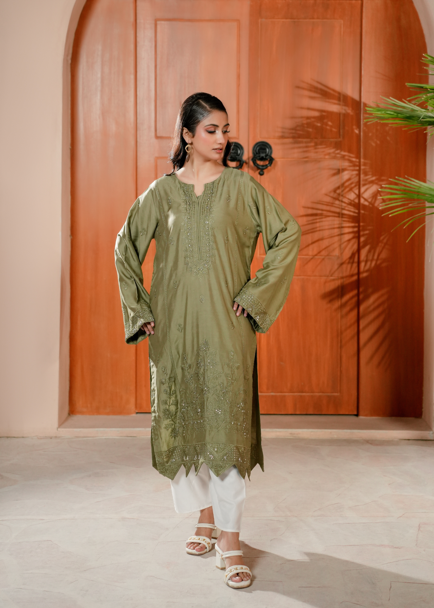 Raaz Mahjabeen Luxe