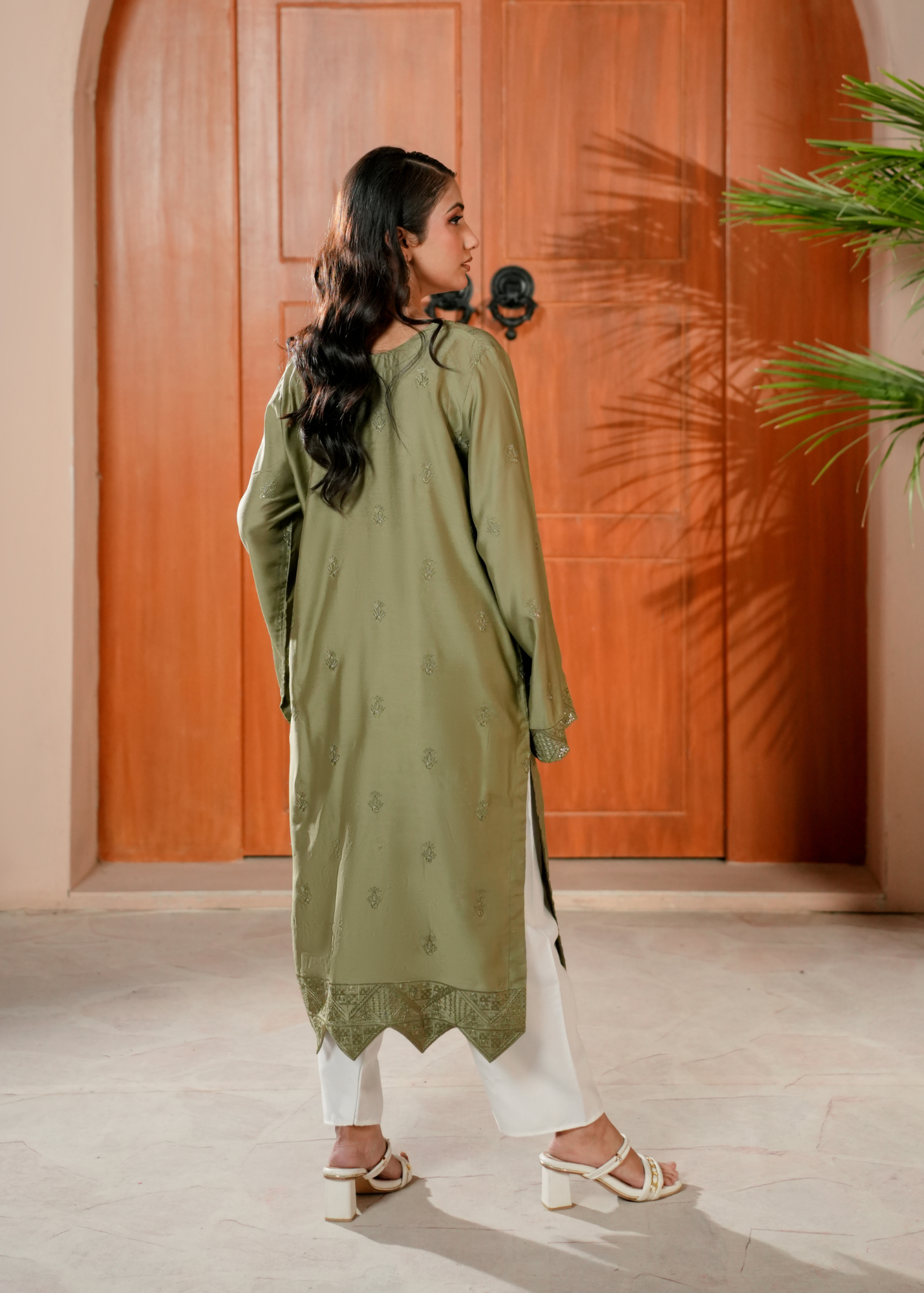 Raaz Mahjabeen Luxe