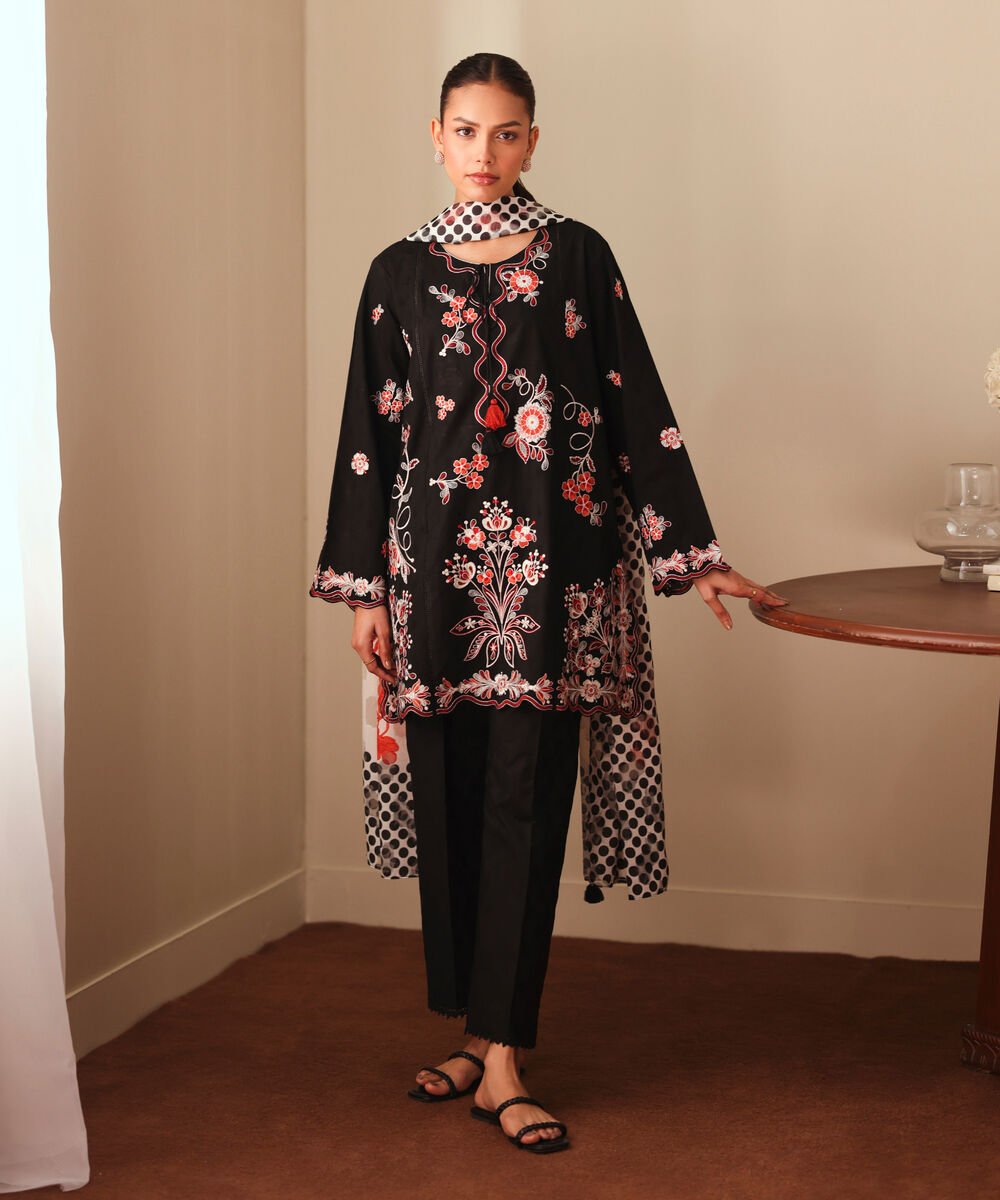 Raaz Midnight Rouge