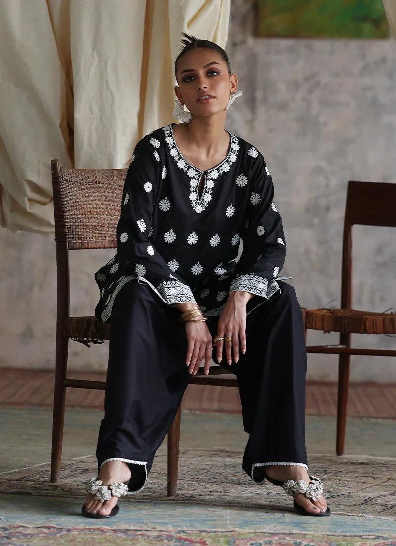 Raaz Black Chikankari Co-Ord Set – 2PC Cotton Stitched Suit