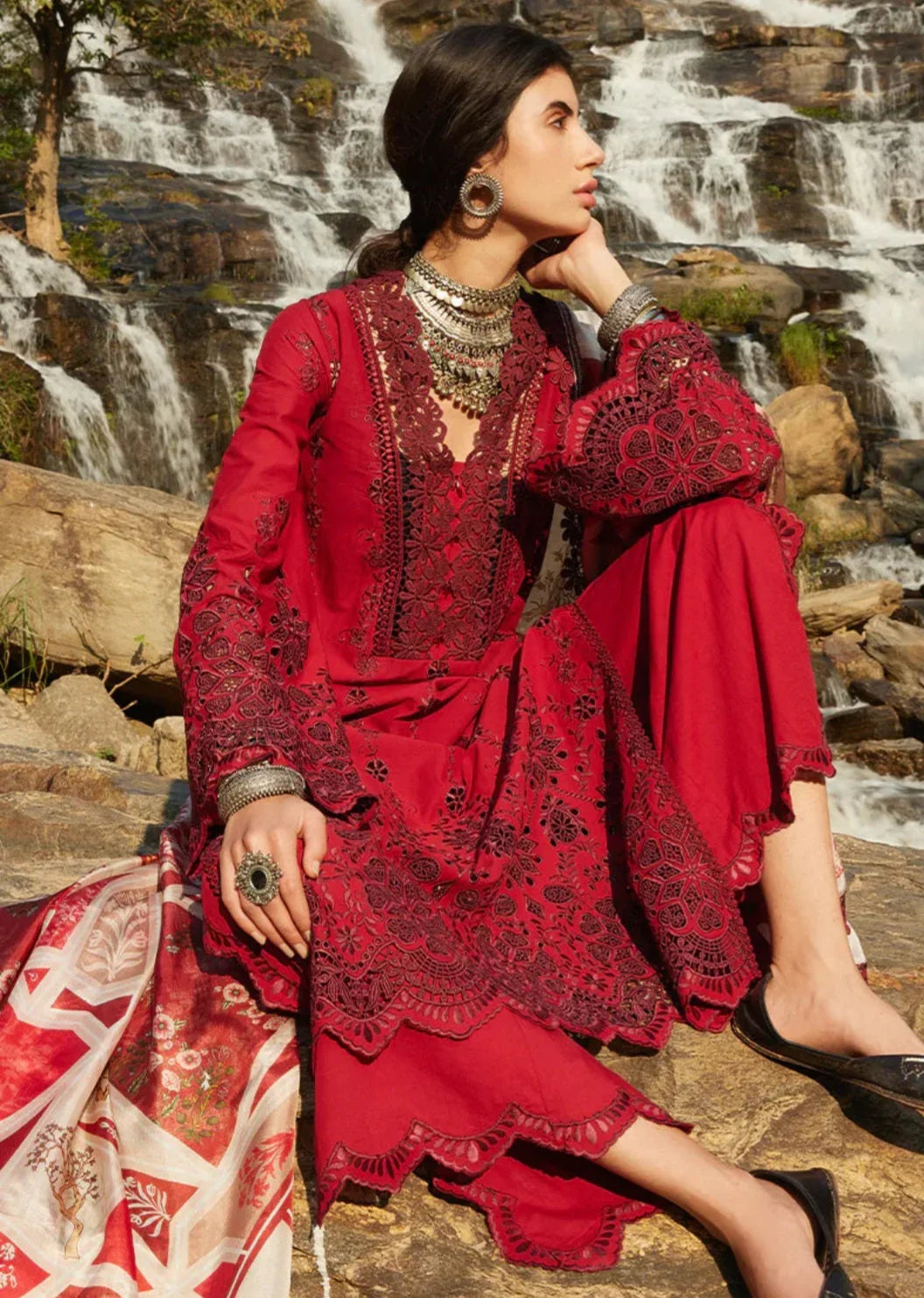 Dahlia Red Embroidered Lawn Suit – RAAZ 3PC Unstitched Summer Festive